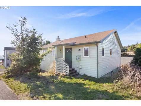 585 Tichenor Street Port Orford OR 97465