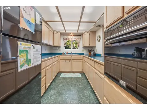 585 Tichenor Street Port Orford OR 97465