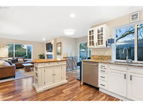 136 NE 49th Avenue Hillsboro OR 97124