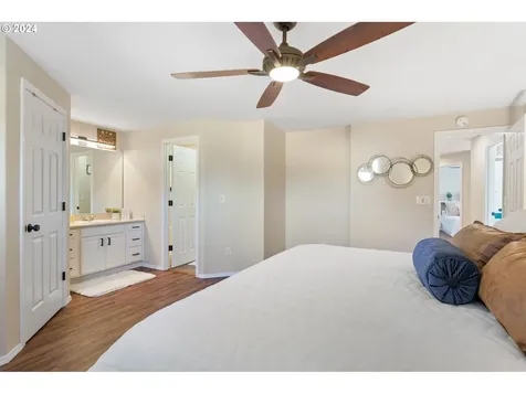 136 NE 49th Avenue Hillsboro OR 97124