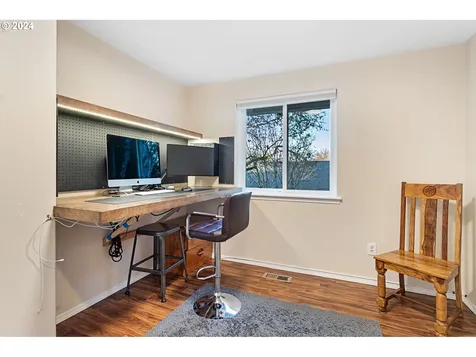 136 NE 49th Avenue Hillsboro OR 97124