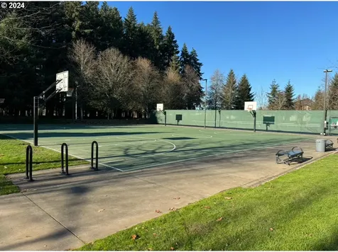 136 NE 49th Avenue Hillsboro OR 97124