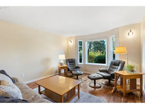 136 NE 49th Avenue Hillsboro OR 97124