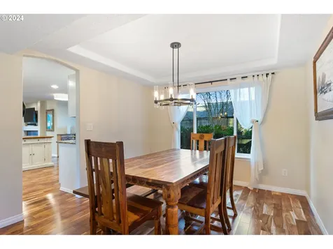 136 NE 49th Avenue Hillsboro OR 97124
