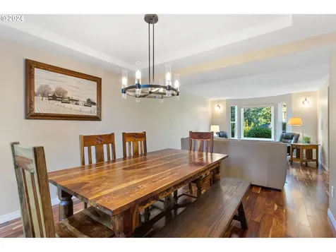 136 NE 49th Avenue Hillsboro OR 97124