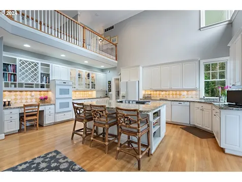 339 Nw 84th Place Portland OR 97229