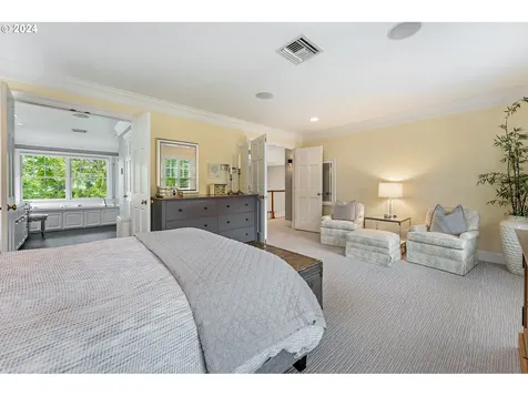339 Nw 84th Place Portland OR 97229