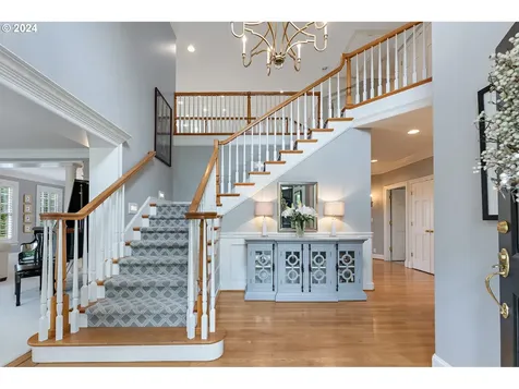 339 Nw 84th Place Portland OR 97229