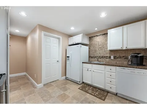 339 Nw 84th Place Portland OR 97229