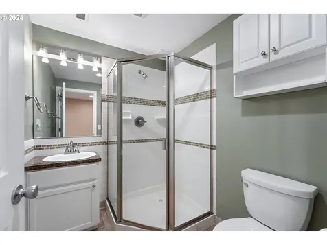 339 Nw 84th Place Portland OR 97229
