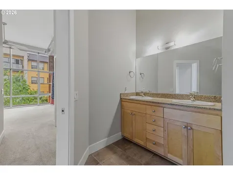 2006 SE Morrison Street Portland OR 97214