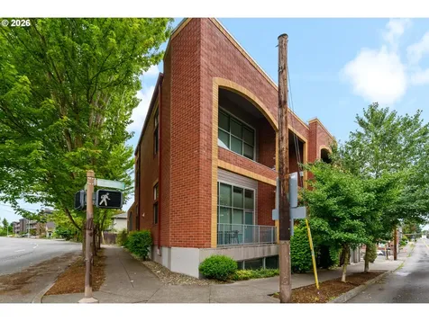 2006 SE Morrison Street Portland OR 97214