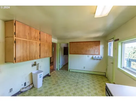 1390 Washington Avenue Coos Bay OR 97420