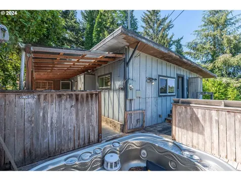 1390 Washington Avenue Coos Bay OR 97420