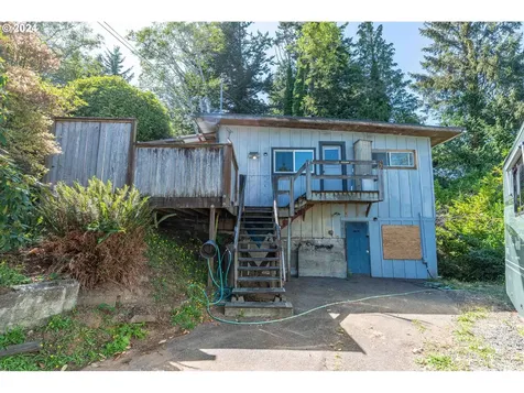 1390 Washington Avenue Coos Bay OR 97420