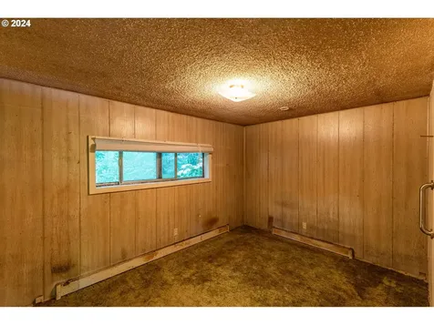 1390 Washington Avenue Coos Bay OR 97420