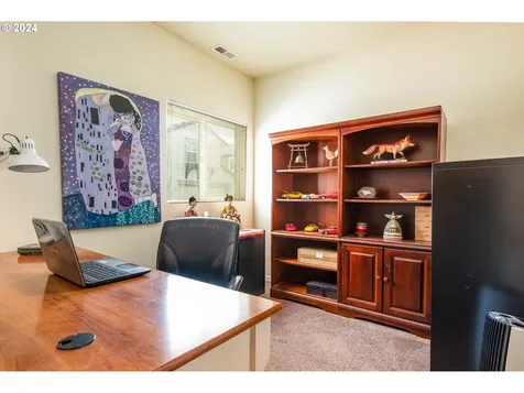 5260 Jeffrey Way Eugene OR 97402