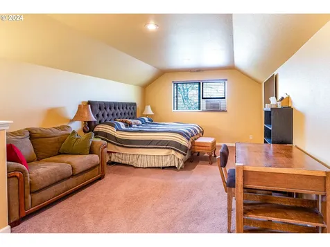 5260 Jeffrey Way Eugene OR 97402