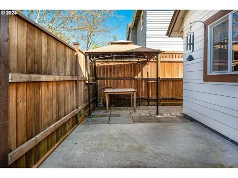 5260 Jeffrey Way Eugene OR 97402