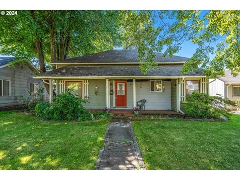 427 16th Avenue Longview WA 98632