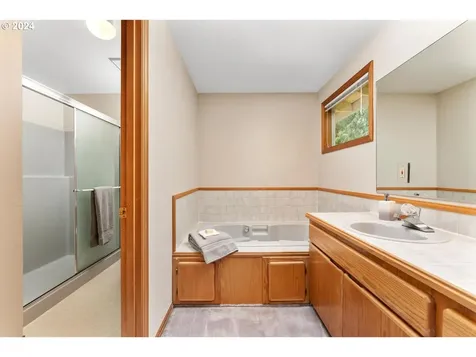15307 Sw Thurston Lane Portland OR 97224