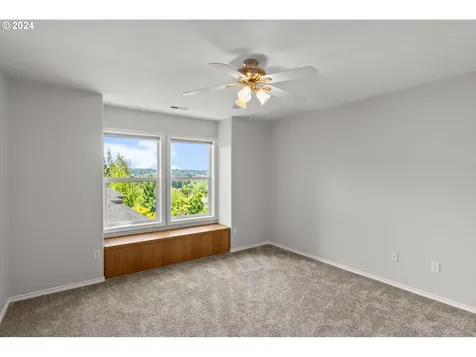 15986 Sw Highpoint Drive Sherwood OR 97140
