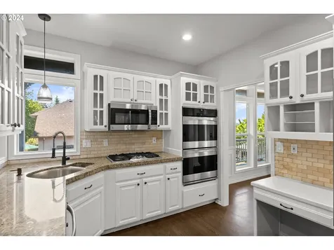 15986 Sw Highpoint Drive Sherwood OR 97140
