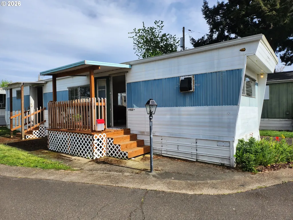 7635 SE Johnson Creek Boulevard Portland OR 97206