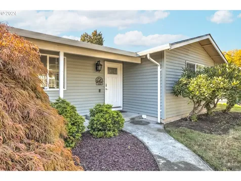 200 W 9th Street Newberg OR 97132