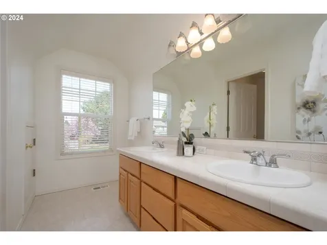 14546 Nw Salvia Court Portland OR 97229