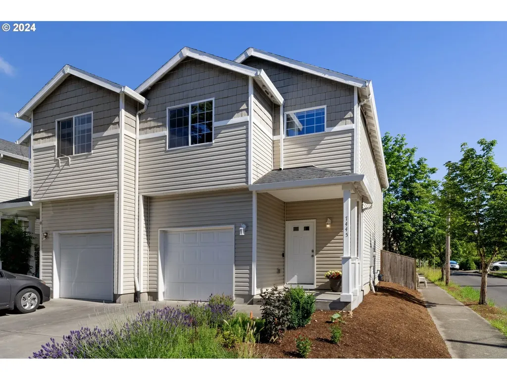 7445 Se Crystal Springs Boulevard Portland OR 97206