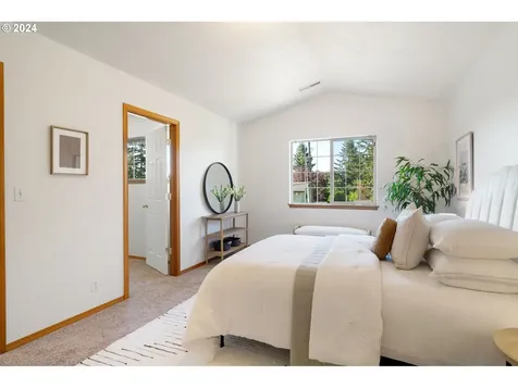 7445 Se Crystal Springs Boulevard Portland OR 97206