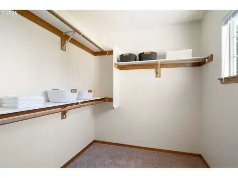 7445 Se Crystal Springs Boulevard Portland OR 97206
