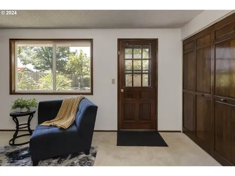 2466 Erin Way Eugene OR 97408