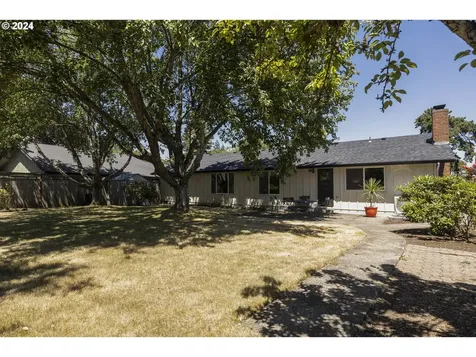 2466 Erin Way Eugene OR 97408