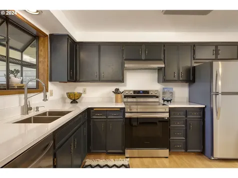 2466 Erin Way Eugene OR 97408