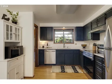 2466 Erin Way Eugene OR 97408