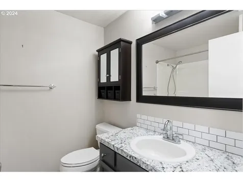4428 Samantha Court NE Salem OR 97305