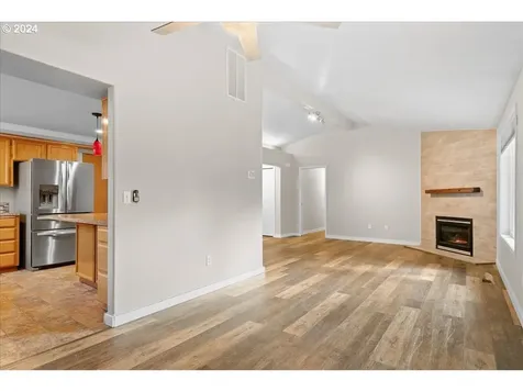 4428 Samantha Court NE Salem OR 97305