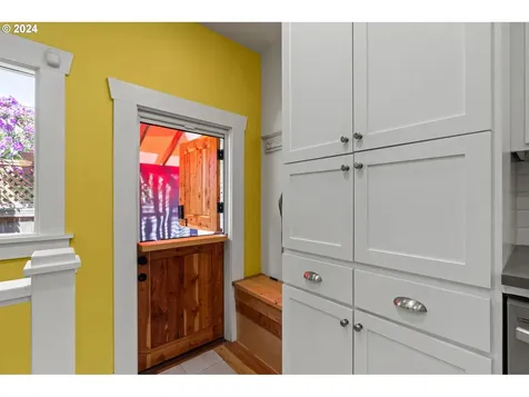 4131 Se Grant Street Portland OR 97214