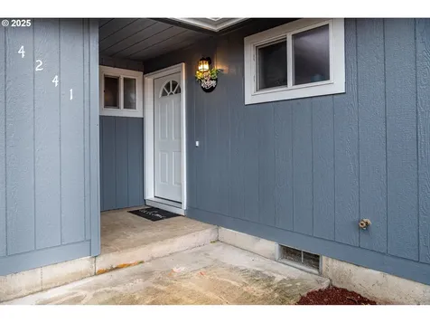 4241 Marcum Lane Eugene OR 97402