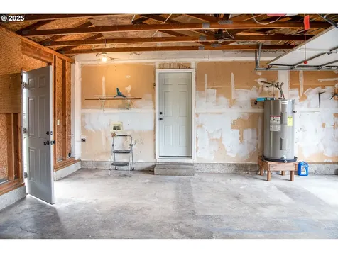 4241 Marcum Lane Eugene OR 97402