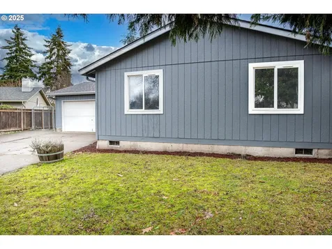 4241 Marcum Lane Eugene OR 97402