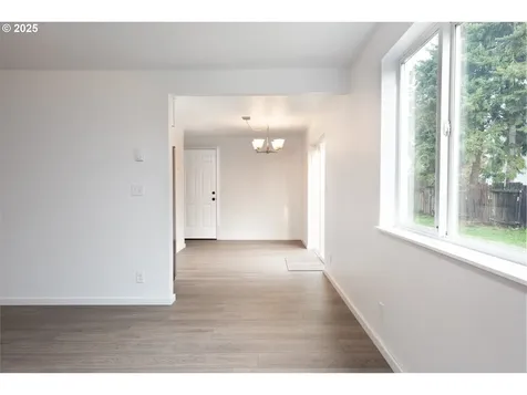 4241 Marcum Lane Eugene OR 97402
