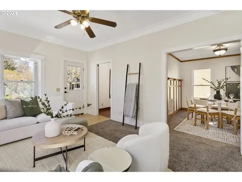 206 S 4th Avenue Ridgefield WA 98642