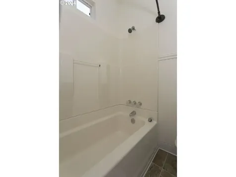 206 S 4th Avenue Ridgefield WA 98642