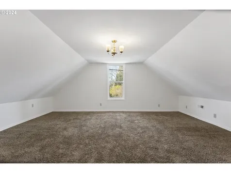 206 S 4th Avenue Ridgefield WA 98642