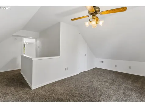 206 S 4th Avenue Ridgefield WA 98642
