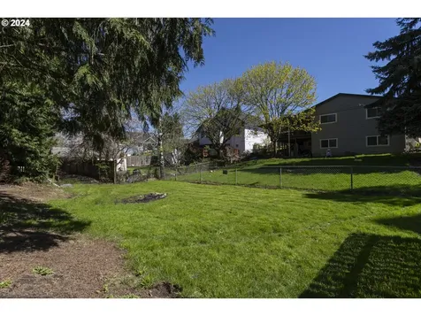 206 S 4th Avenue Ridgefield WA 98642