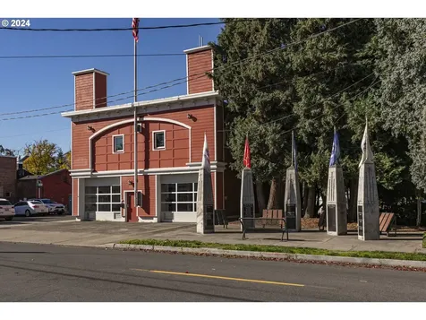 206 S 4th Avenue Ridgefield WA 98642